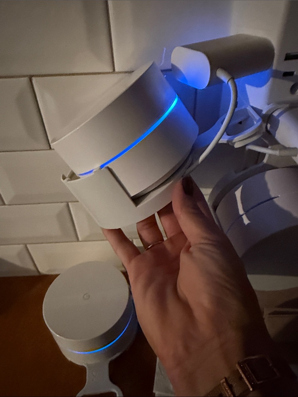 Google Mesh Wi‑Fi Router Whole Home Hubs - Picture 5 of 5